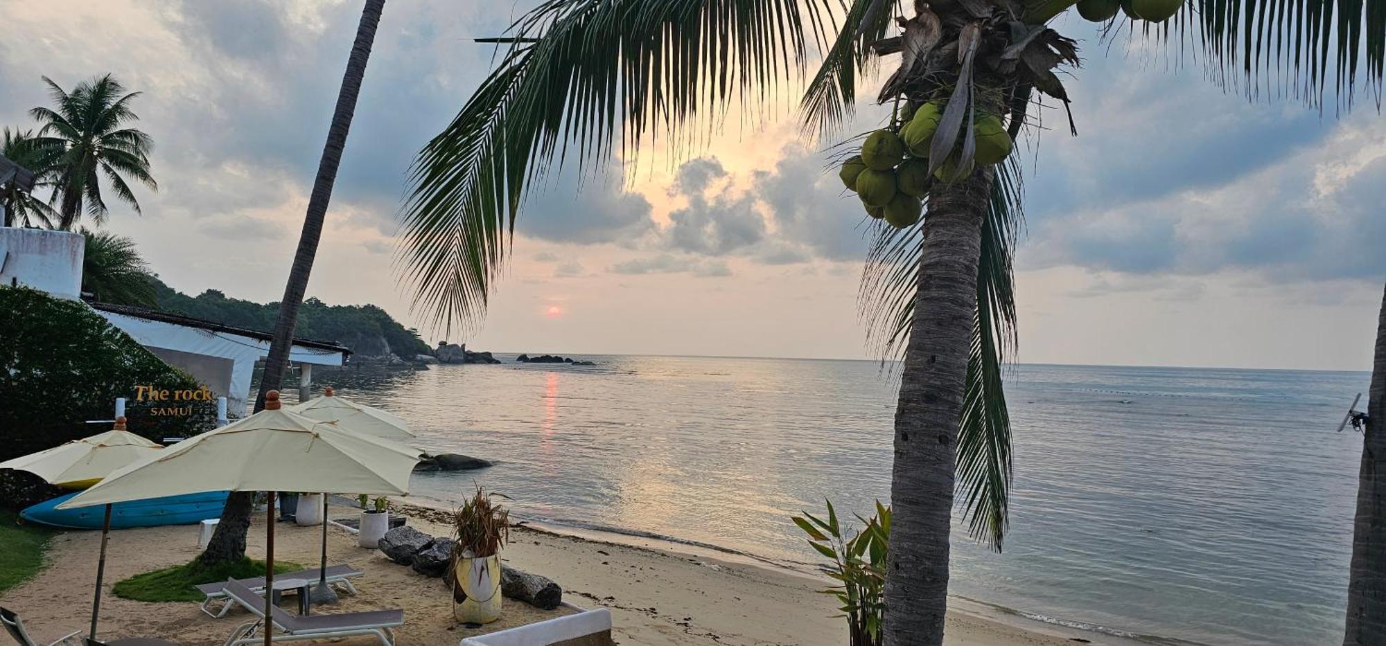 The Rock Samui Beach Resort Lamai Beach  Exterior foto